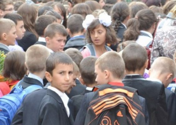 Parteneriat între ANAT şi Ministerul Educaţiei pentru excursiile cu elevii